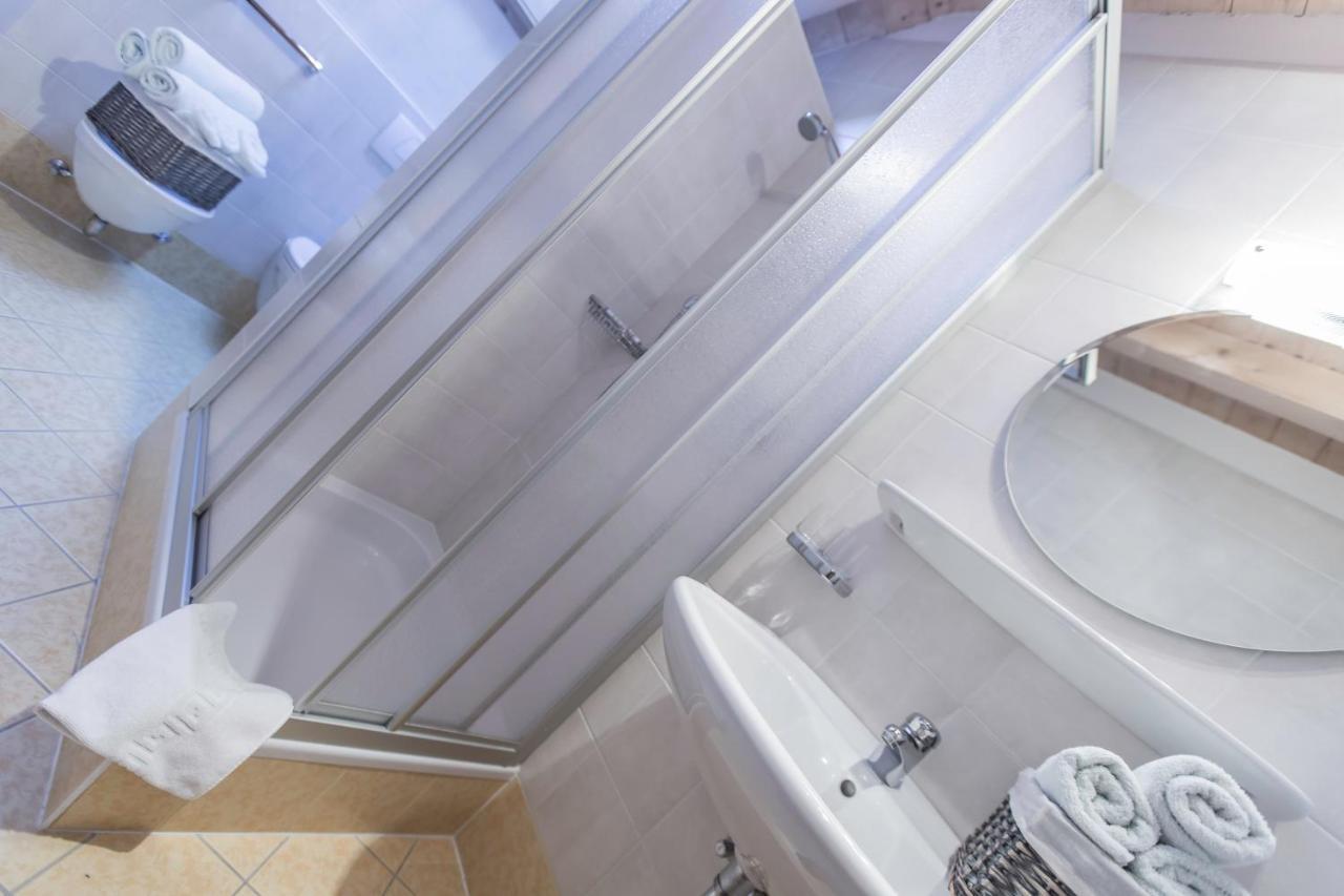 Haeuslerhof Apartment Olang ภายนอก รูปภาพ